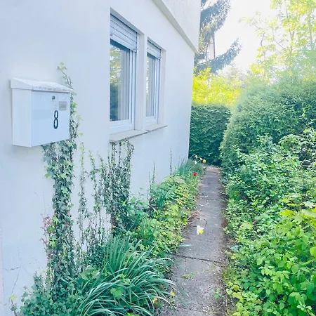 Budget Tranquil Antique Haven Rest Rejuvenate Serenity Böblingen